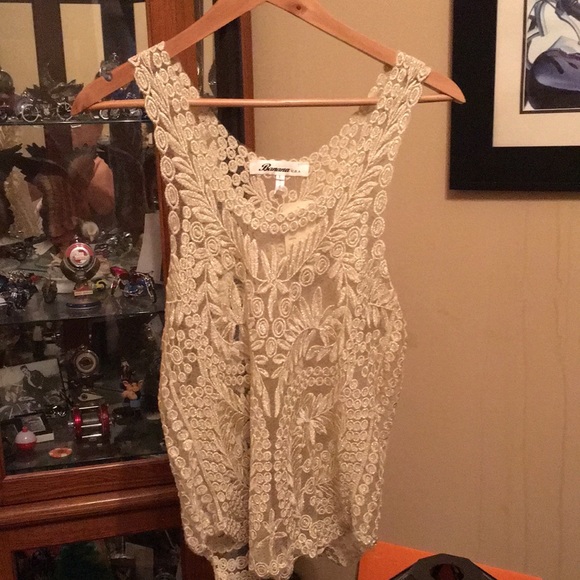 BANANA  L  Sleeveless Shear Gold Cami Top NEW WITH BRAND TAG. 100% Cotton - Picture 16 of 16